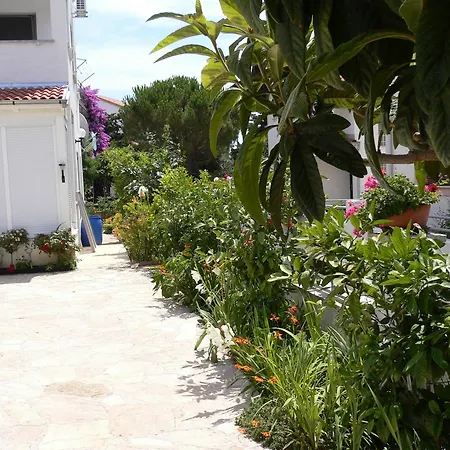 In Gornje Petrcane, With Wonderful Sea View And Enclosed Garden Petrcane